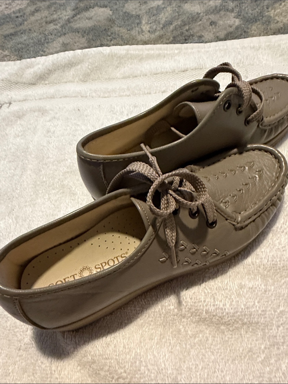 Women's Lace-Up Moccasin Flats in Taupe - Picture 5 of 5